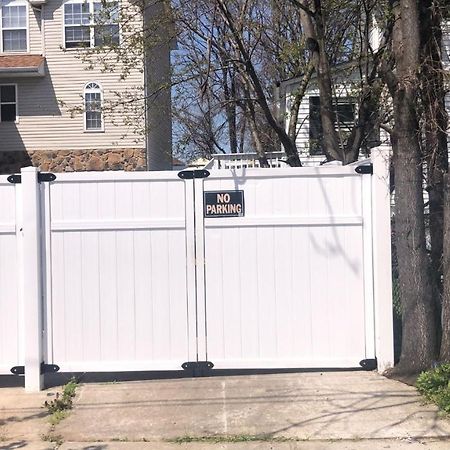 Cozzy Room With Private Entrance And Drive Way New York Esterno foto