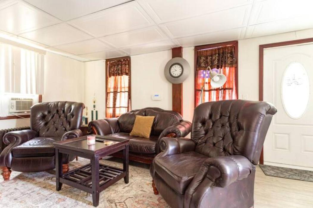 Cozzy Room With Private Entrance And Drive Way New York Esterno foto