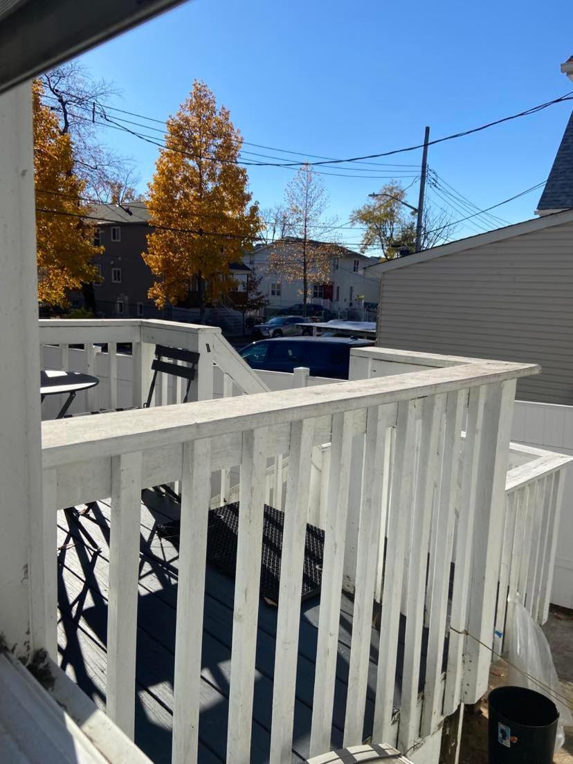 Cozzy Room With Private Entrance And Drive Way New York Esterno foto